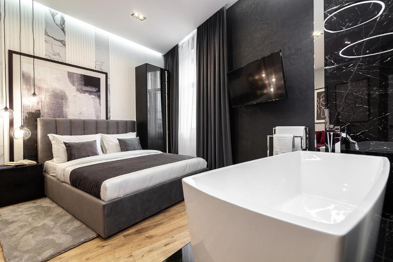 Lovely Apartment On Drahomanova Street Lemberg Exterior foto