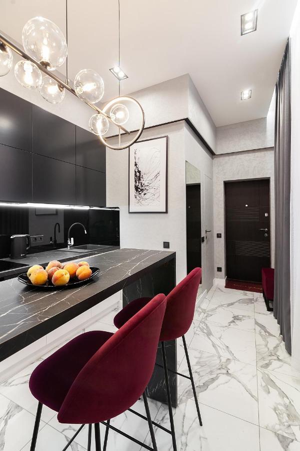 Lovely Apartment On Drahomanova Street Lemberg Exterior foto